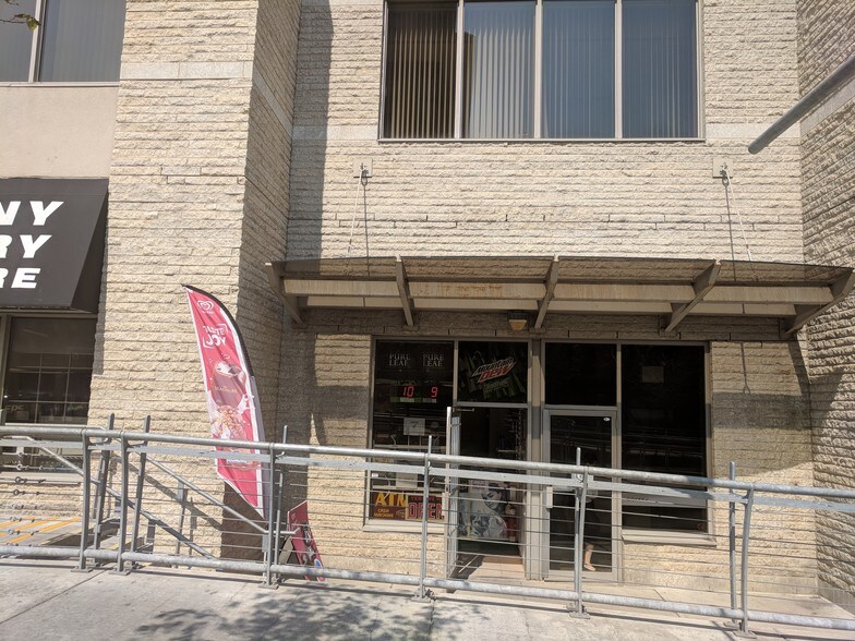 More Photos Of 683 10th St SW, Calgary Apartments For Sale