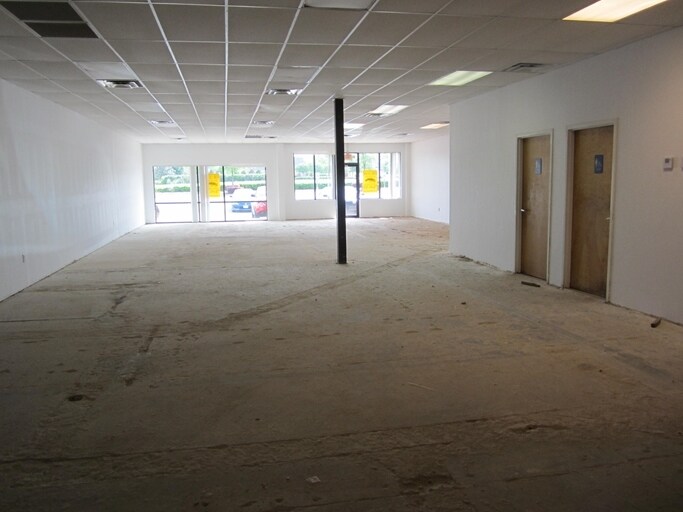 More Photos Of 3441 Malcolm Dr, Montgomery Storefront Retail Office For Sale