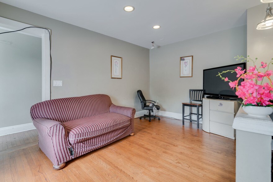 More Photos Of 53 Audrey Ave, Oyster Bay Storefront Retail Residential For Sale