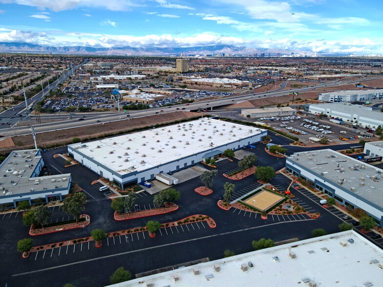 More Photos Of 451 Mirror Ct, Henderson Warehouse For Lease