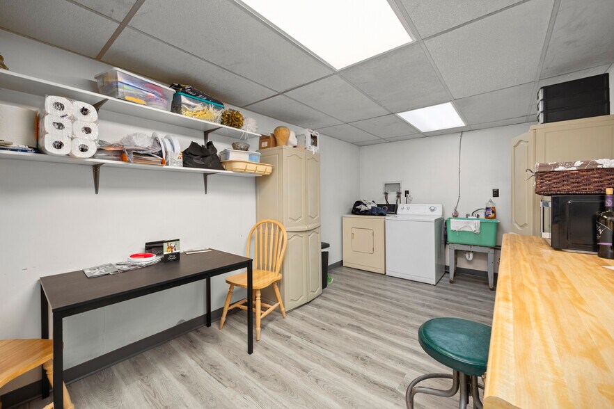 More Photos Of 1801 Croghan St, Fremont Storefront Retail Residential For Sale