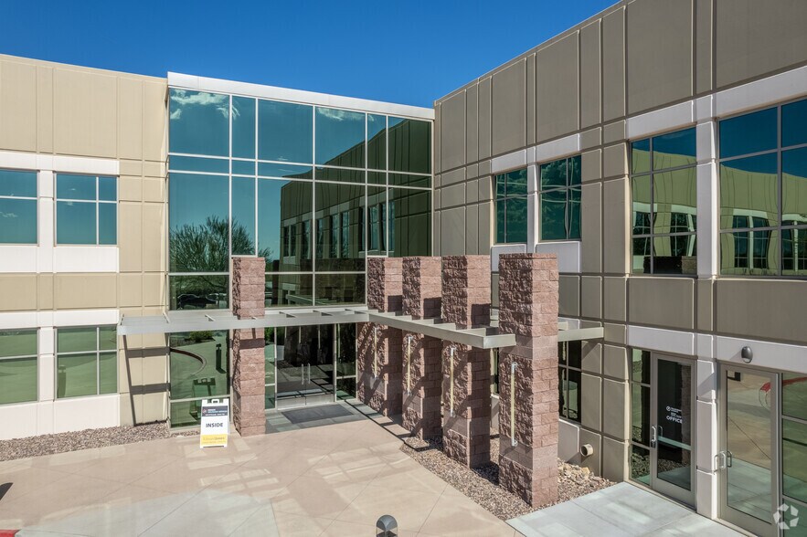 More Photos Of 3715 W Anthem Way, Anthem Office For Lease