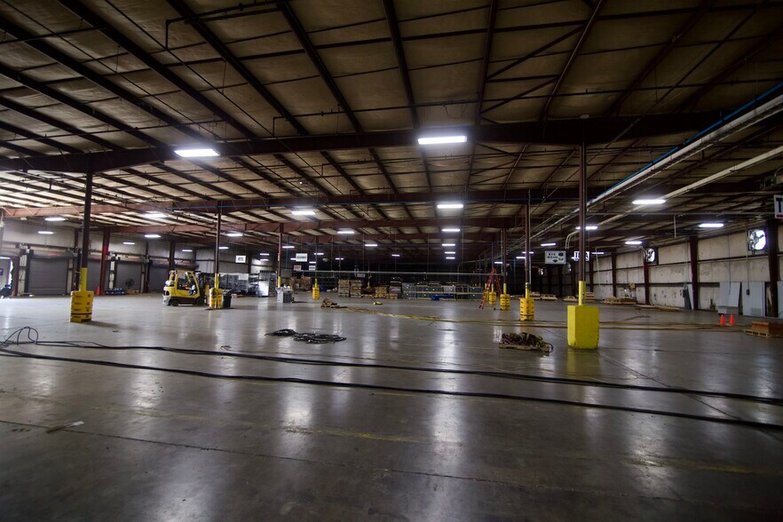 More Photos Of 200 Carrier Dr, Morrison Warehouse For Lease