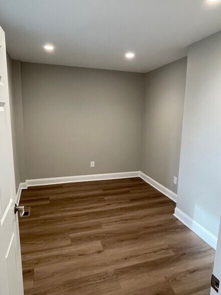 More Photos Of 418 Main St, Harleysville Office Residential For Lease