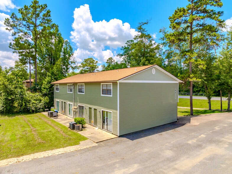 More Photos Of 3034 Jefferson St, Marianna Apartments For Sale
