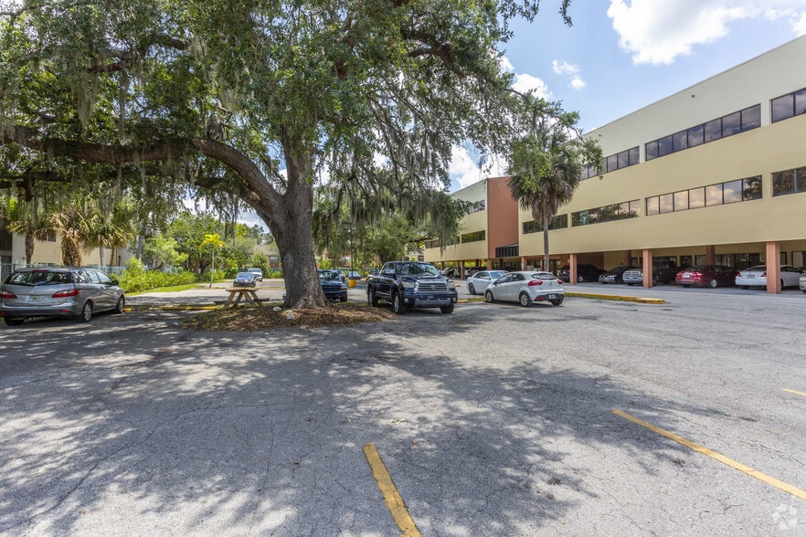 More Photos Of 3745 Broadway, Fort Myers Medical For Sale