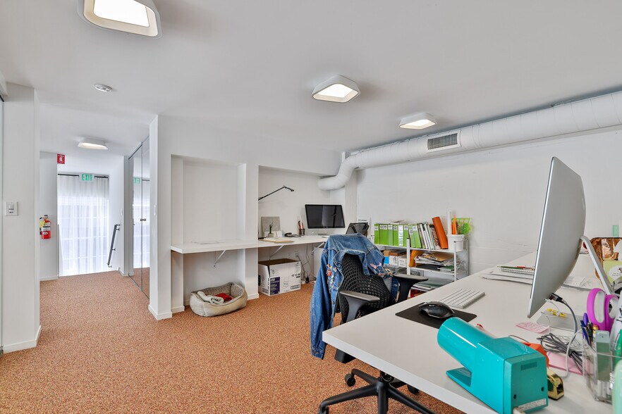 More Photos Of 1033-1037 Polk St, San Francisco Loft Creative Space For Lease