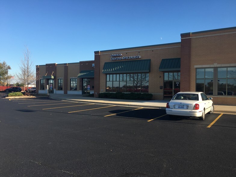 More Photos Of 83 Templeton Dr, Oswego Office For Lease