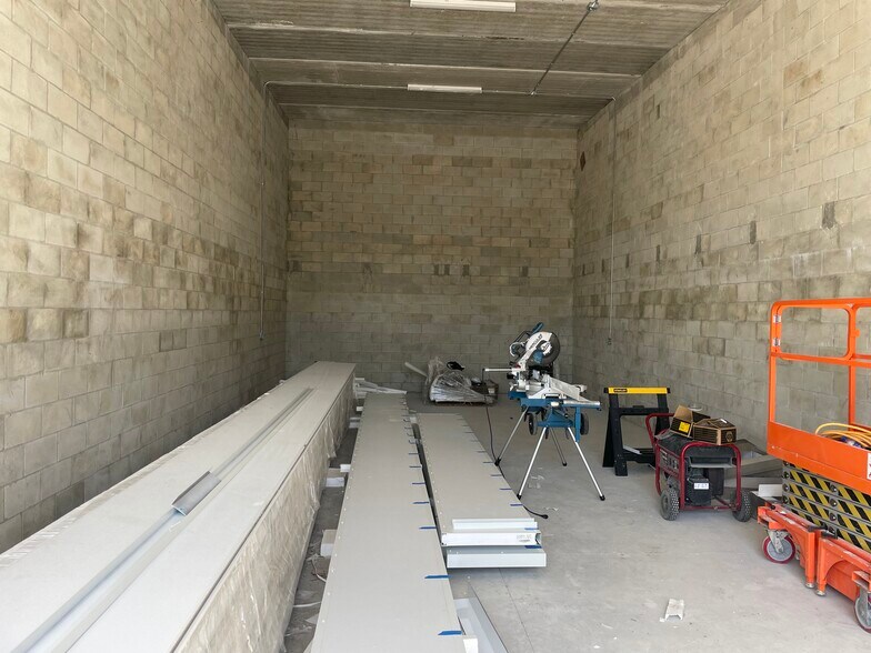 More Photos Of 2720 Placida Rd, Englewood Self Storage For Sale