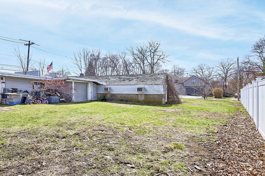 More Photos Of 344 Broadway, Lynnfield Storefront Retail Residential For Sale