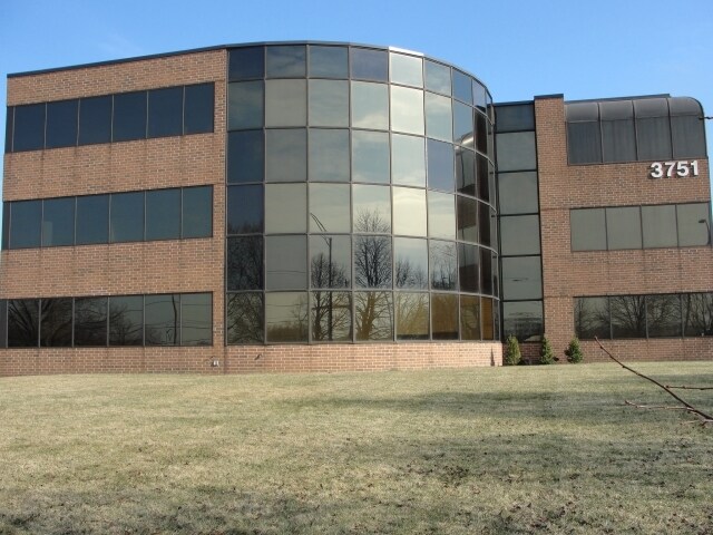 More Photos Of 3751 Island Ave, Philadelphia Office Residential For Lease