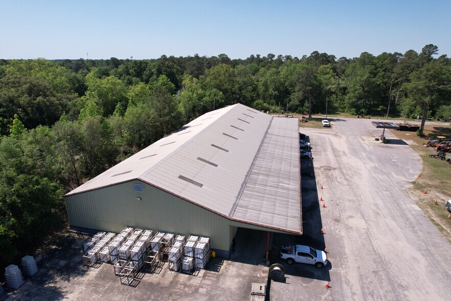 More Photos Of 1500 N Longstreet St, Kingstree Light Distribution For Sale