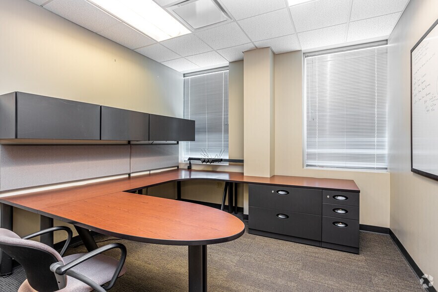 More Photos Of 9351-9401 Renner Blvd, Lenexa Office For Lease