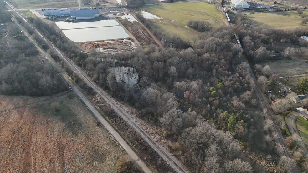 More Photos Of 204 Rock Island Street, Brinkley Land For Sale