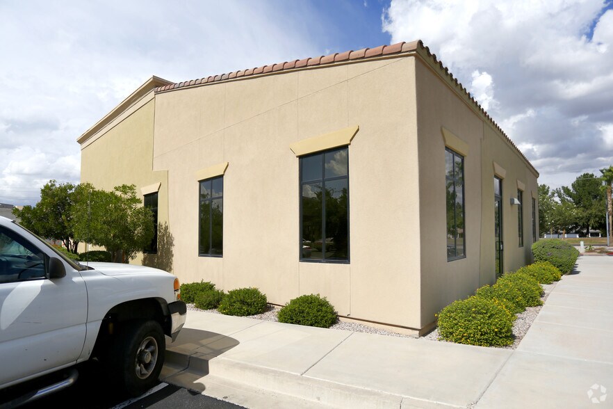 More Photos Of 725 W Elliot Rd, Gilbert Office For Lease