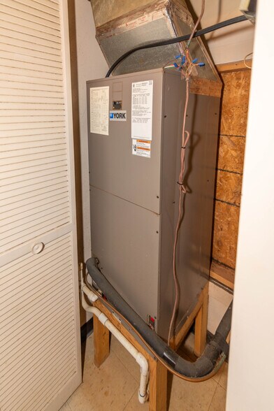 More Photos Of 303 Crusader Rd, Cambridge Multifamily For Sale