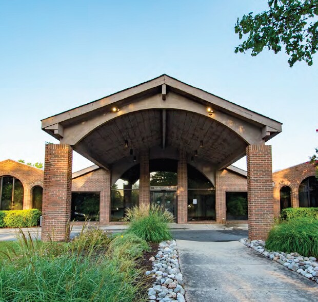 More Photos Of 411-511 N Wendover Rd, Charlotte Medical For Lease