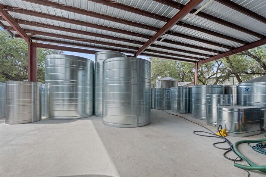More Photos Of 16299 Fitzhugh Rd, Dripping Springs Warehouse For Sale