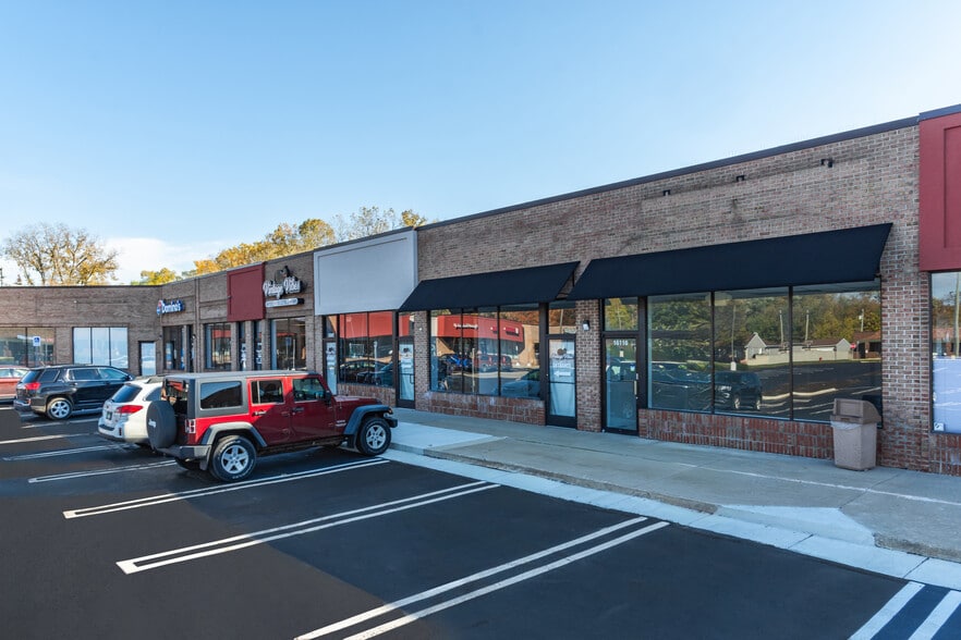More Photos Of 16112-16184 Middlebelt Rd, Livonia Unknown For Lease