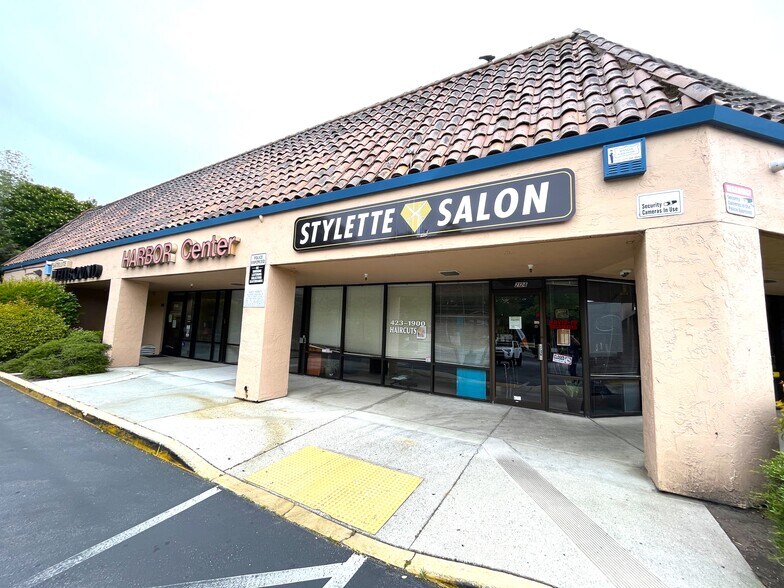 More Photos Of 2112-2128 Soquel Ave, Santa Cruz Storefront Retail Office For Lease