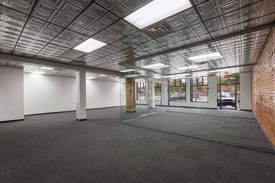 More Photos Of 518 Colcord Dr, Oklahoma City Storefront Retail Residential For Sale