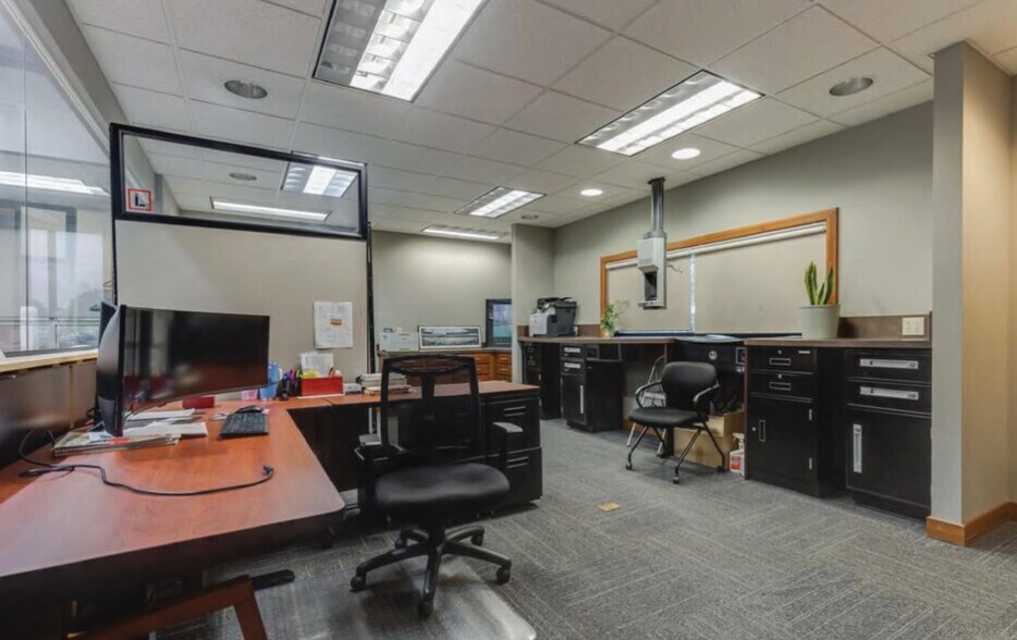 More Photos Of 13215 S US Highway 27, Dewitt Bank For Lease