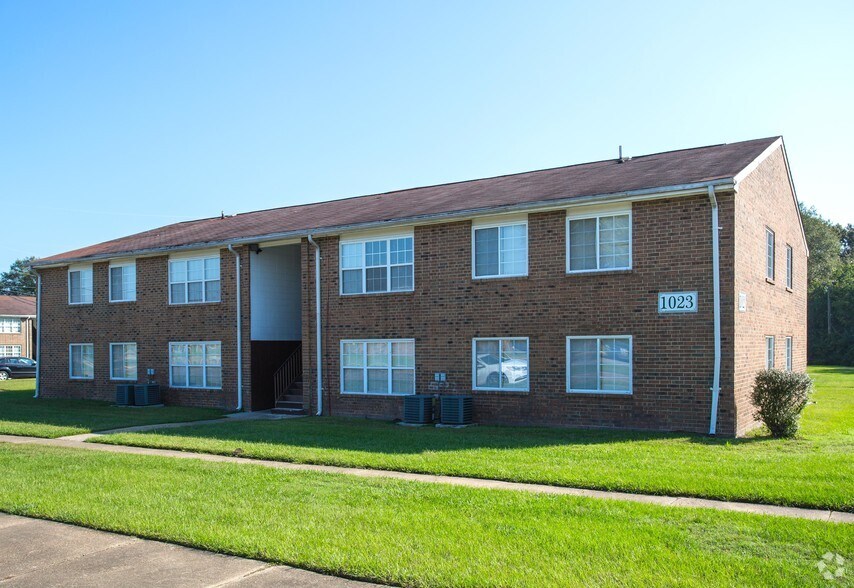 More Photos Of 1024 Day Street Rd, Montgomery Apartments For Sale