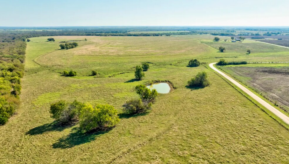 More Photos Of 831 Baker Rd, Pilot Point Land For Sale