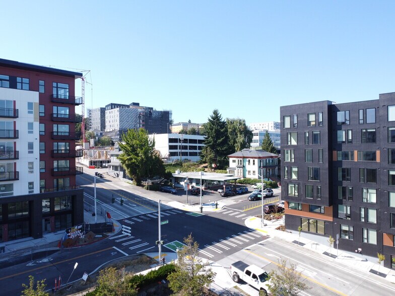 More Photos Of 1352 S Fawcett Ave, Tacoma Freestanding For Sale