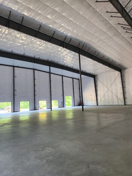 More Photos Of 280 Fields Ln, Brewster Village Warehouse For Lease