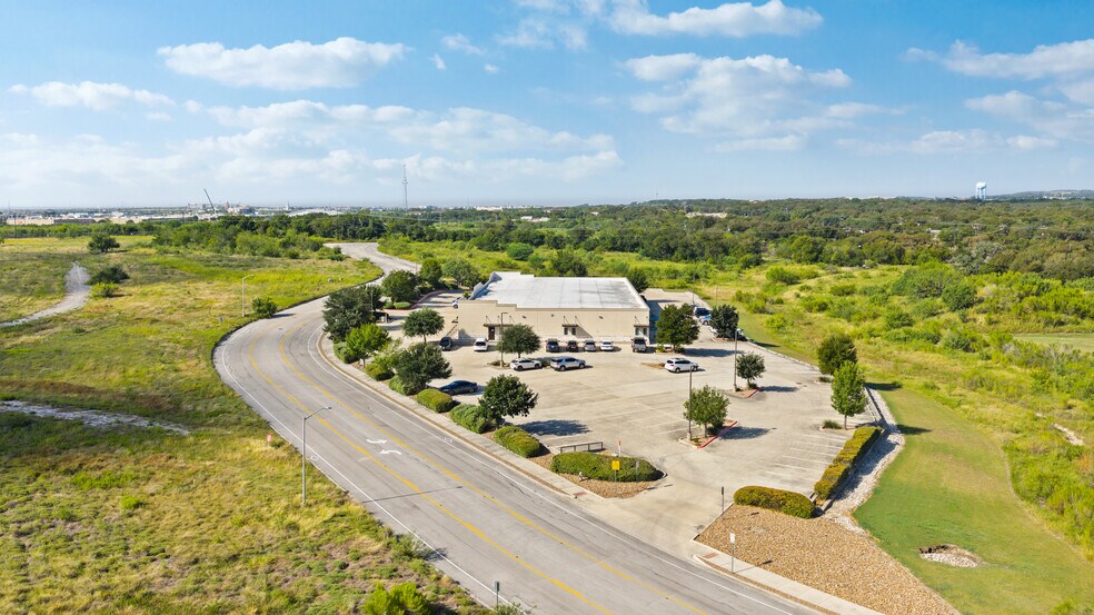 More Photos Of 250 S Foxtail Run, San Marcos Office For Sale