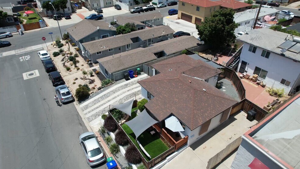 Primary Photo Of 5520 Riley St, San Diego Apartments For Sale