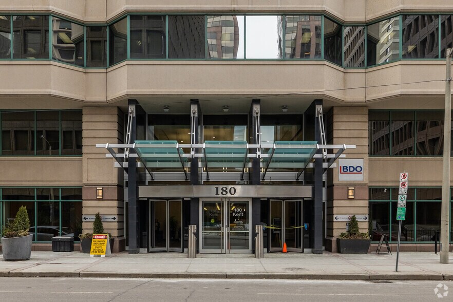 More Photos Of 180 Kent St, Ottawa Office For Lease