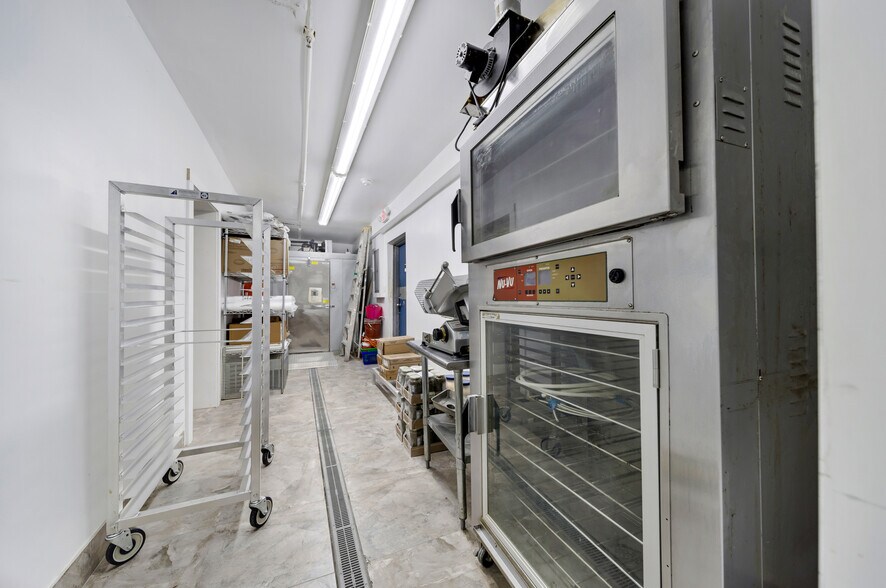 More Photos Of 1201-1223 W Flagler St, Miami Apartments For Lease