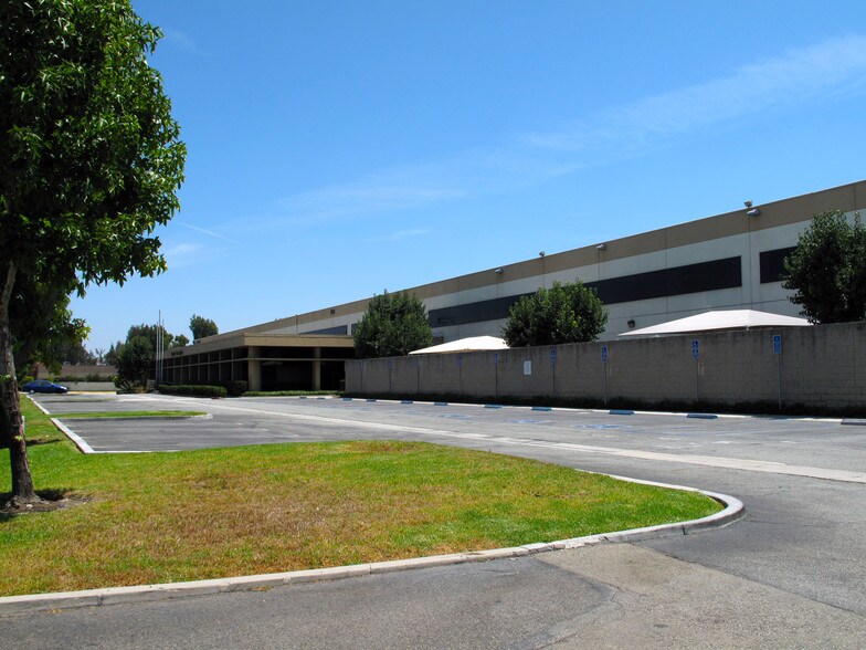 More Photos Of 9320-9328 Telstar Ave, El Monte Light Distribution For Sale