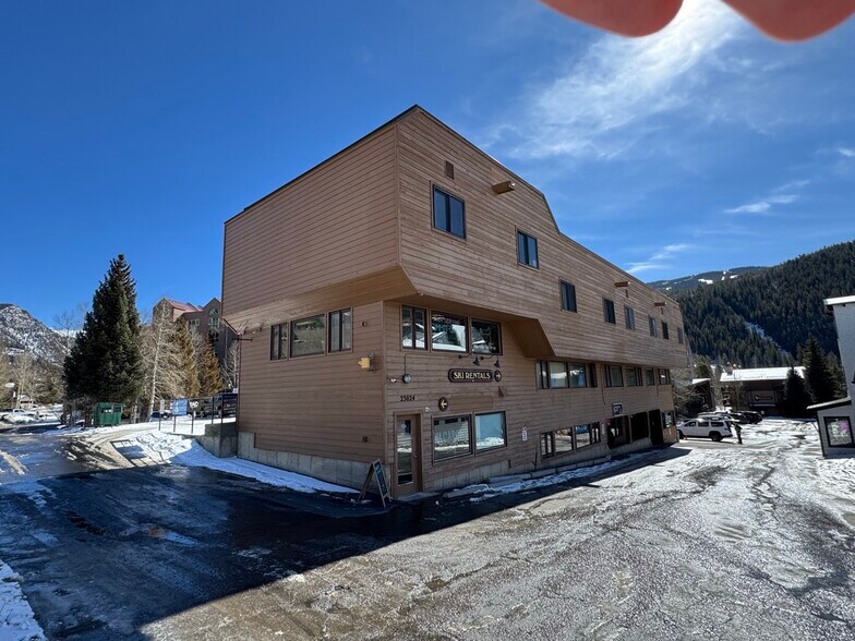 More Photos Of 23024 US Highway 6, Keystone Office For Sale