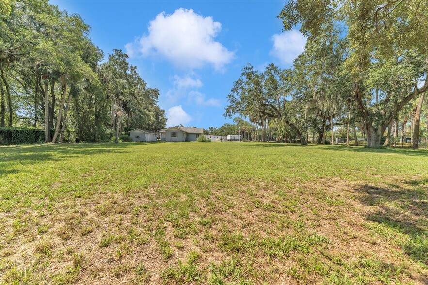 More Photos Of 1812 W 1st St, Sanford Office For Lease