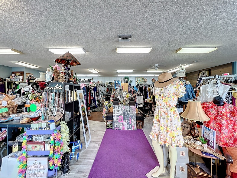 More Photos Of 2553-2565 Park Dr, Sanford Freestanding For Sale