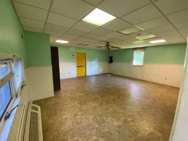 More Photos Of 1020 George Washington Hwy N, Chesapeake Daycare Center For Lease