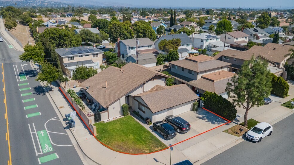 More Photos Of 2229 Ponderosa St, Santa Ana Apartments For Sale