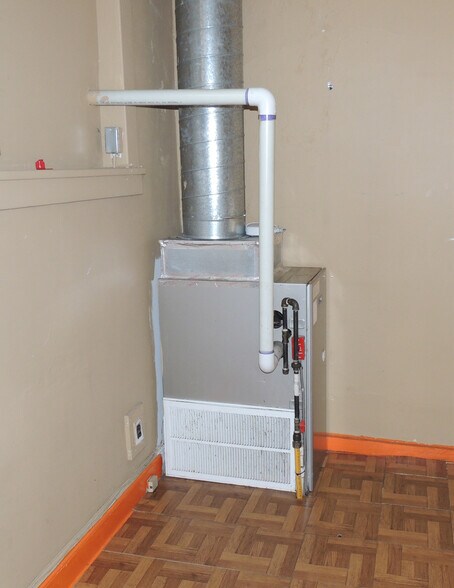 More Photos Of 106 Lodi St, Hackensack Storefront Retail Residential For Lease