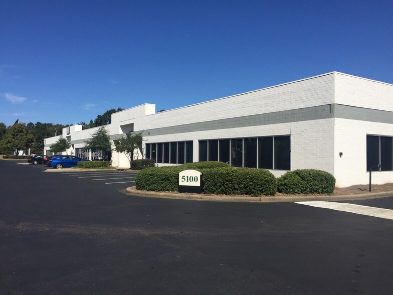 More Photos Of 5104 Reagan Dr, Charlotte Light Distribution For Lease
