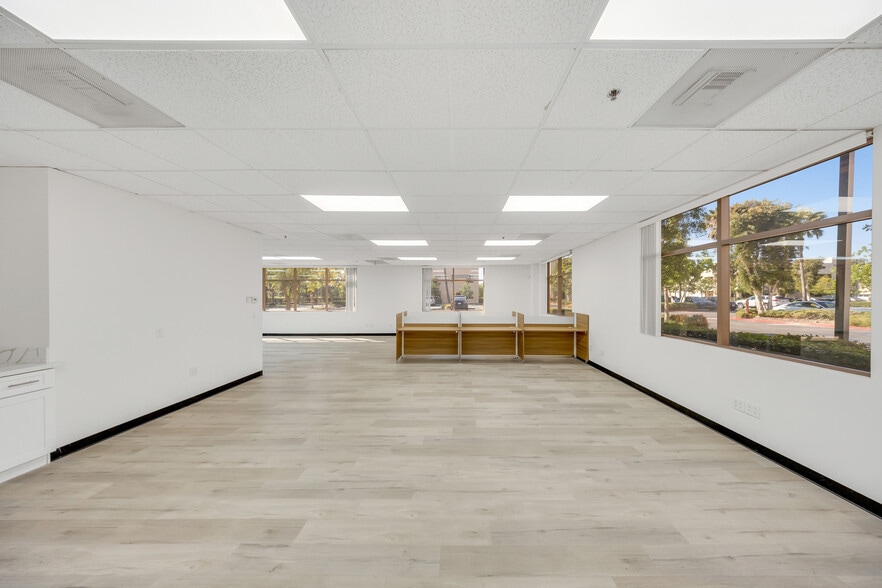 More Photos Of 67 Peters Canyon Rd, Irvine Business Park For Sale