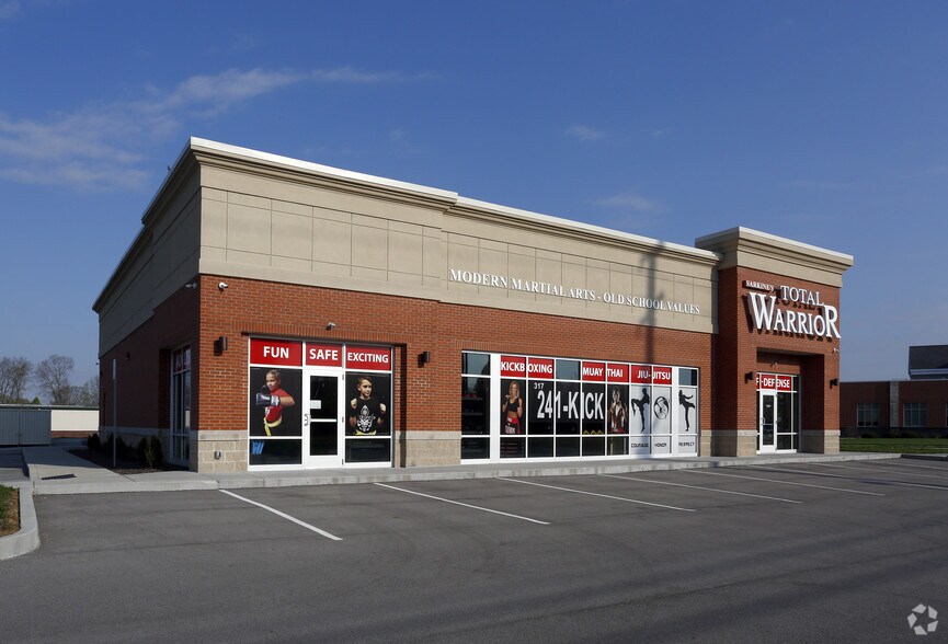 More Photos Of 10990 Allisonville Rd, Fishers Storefront For Lease