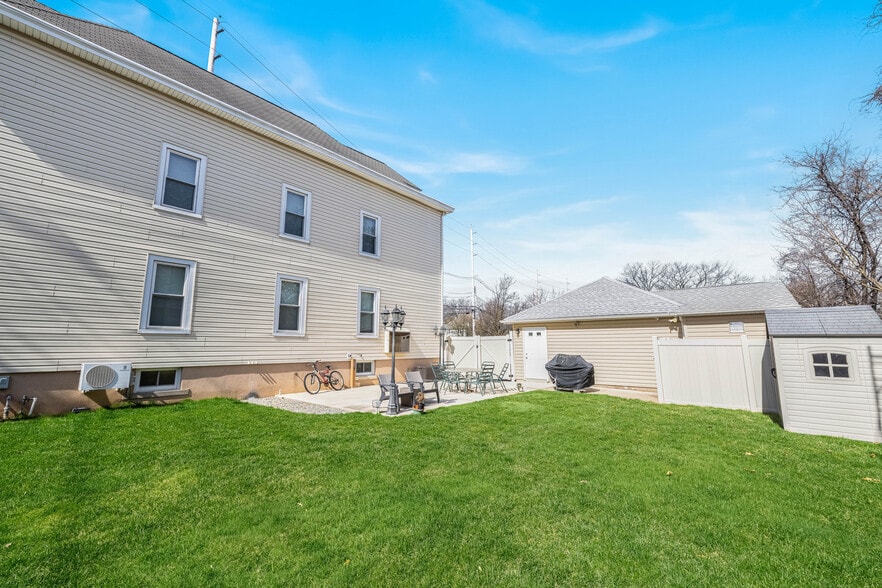 More Photos Of 1246 McBride Ave, Woodland Park Multifamily For Sale