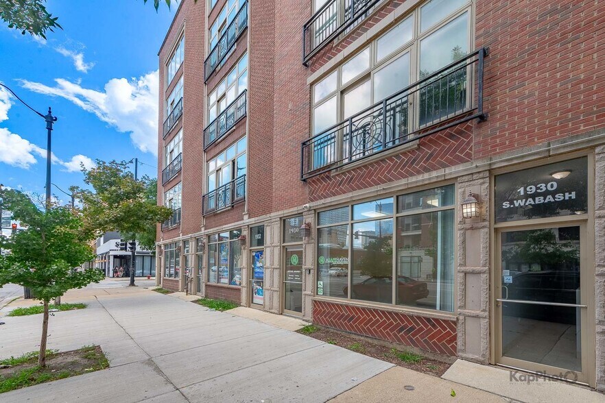 More Photos Of 1930-1934 S Wabash Ave, Chicago Apartments For Sale