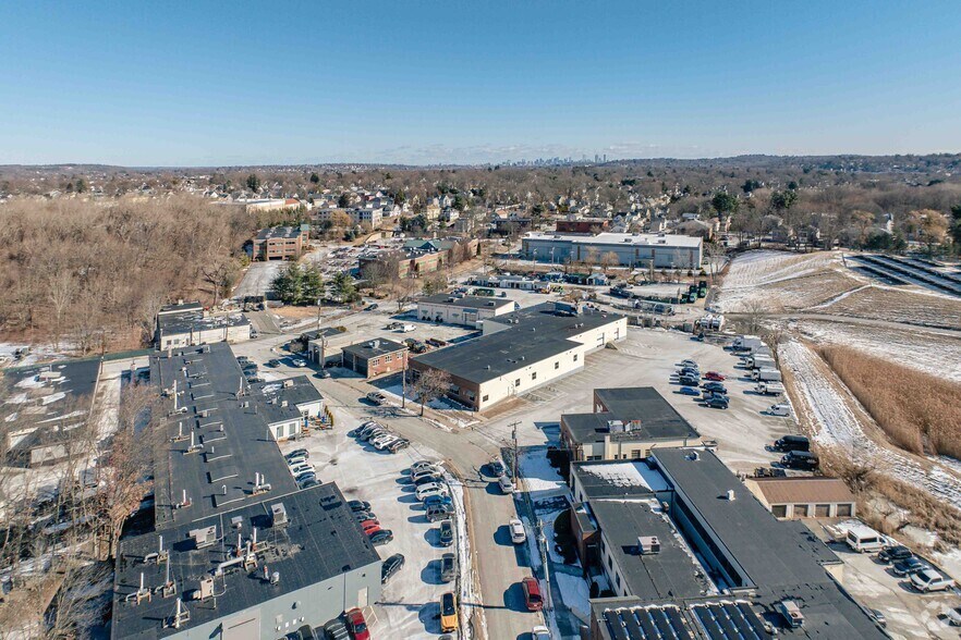 More Photos Of 241 Riverview Ave, Newton Warehouse For Lease