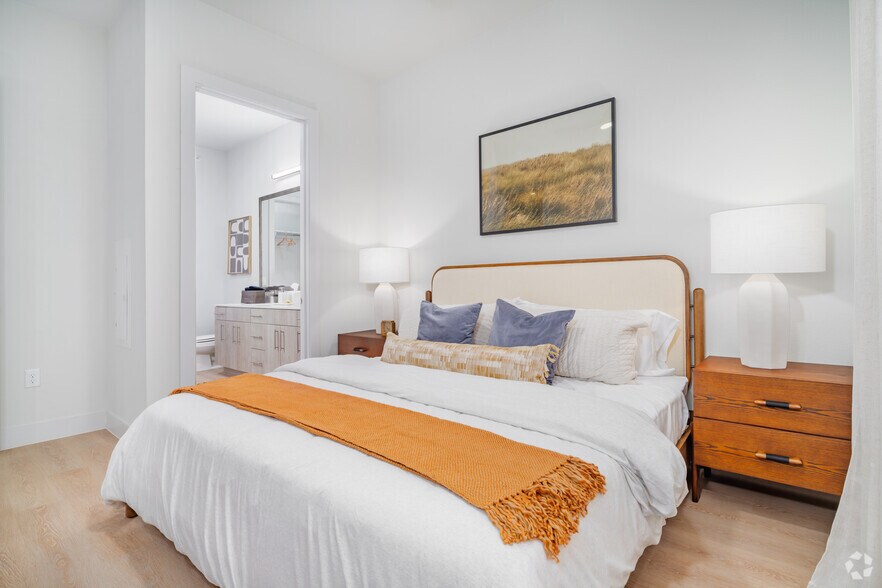 More Photos Of 7910 S New Braunfels, San Antonio Apartments For Lease