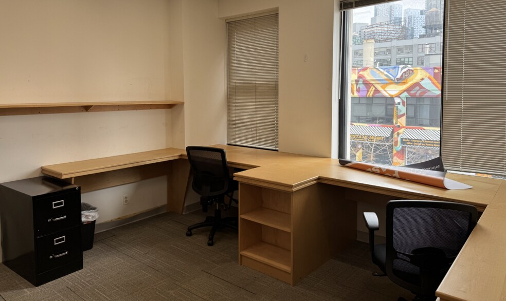 More Photos Of 43-24 21st St, Long Island City Warehouse For Lease