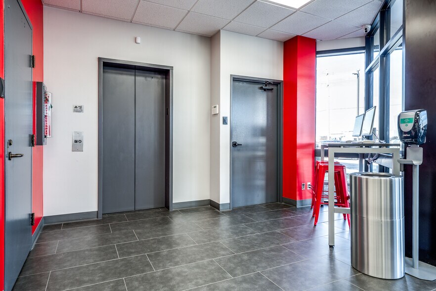 More Photos Of 20701 E 81st St, Broken Arrow Manufacturing For Sale